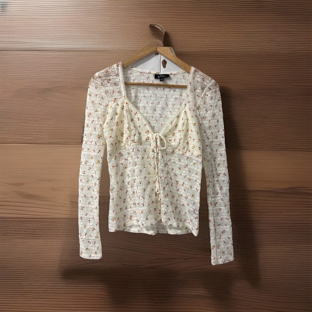 Self Esteen Juniors Pink Floral Print, Top Tie Open Front Lg Sleeve Size XS